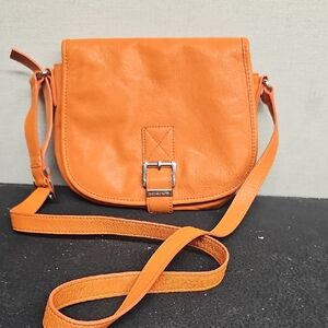 MICHAEL KORS ORANGE BUCKLE FLAP SHOULDER BAG BFPM-03-044